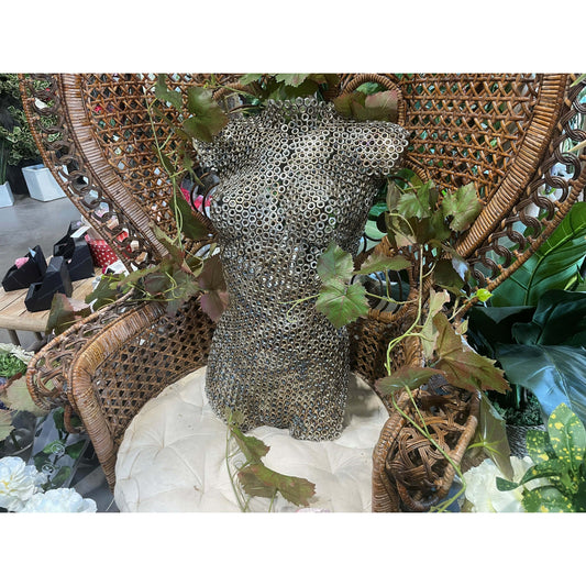 Buste de femme en métal – Sculpture contemporaine H. 62 cm